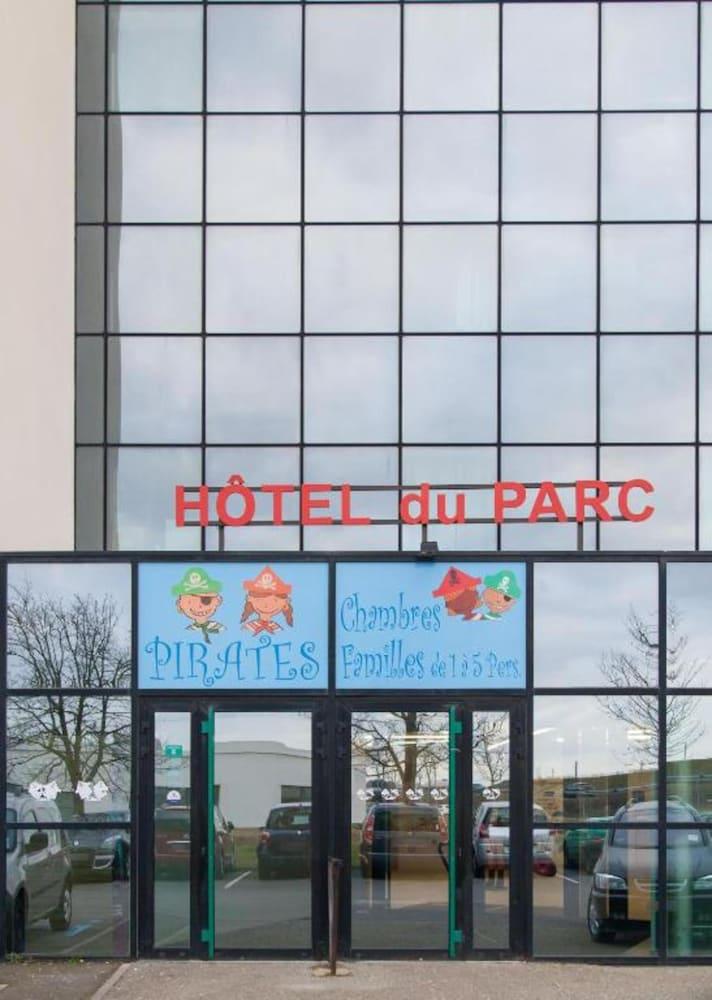 Hotel Du Parc - Pirates Chasseneuil-du-Poitou Exterior foto