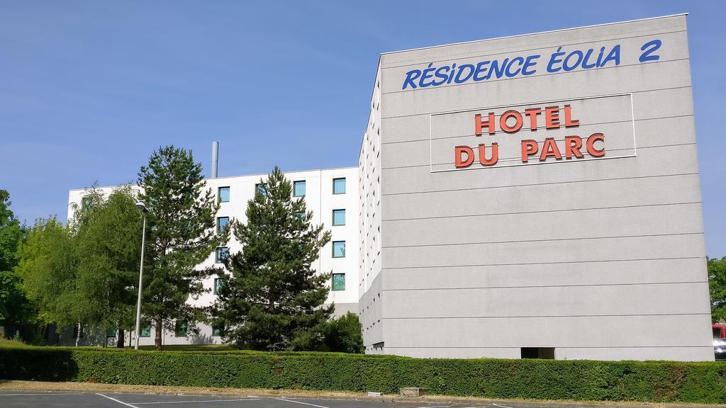 Hotel Du Parc - Pirates Chasseneuil-du-Poitou Exterior foto
